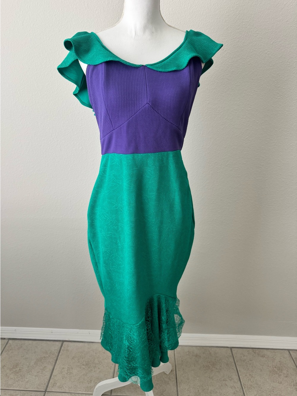 Disney Women’s Little Mermaid Dress Costume Size Xl